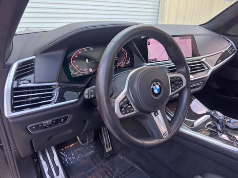 Used 2020 BMW X7 xDrive40i w/ M Sport Package AWD/4WD image 14