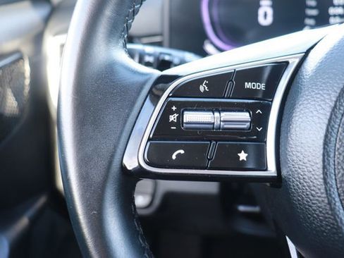 Used 2025 Kia Seltos S image 23