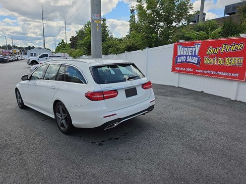 Used 2017 Mercedes-Benz E 400 4MATIC Wagon image 10
