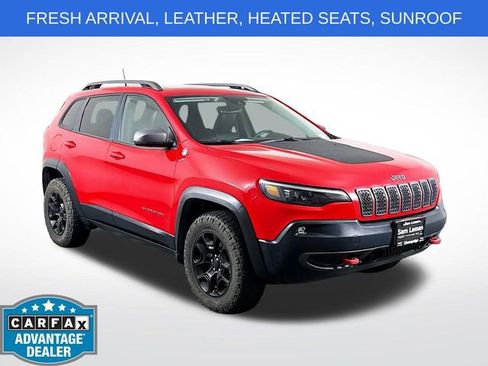 Used 2019 Jeep Cherokee Trailhawk AWD/4WD image 1