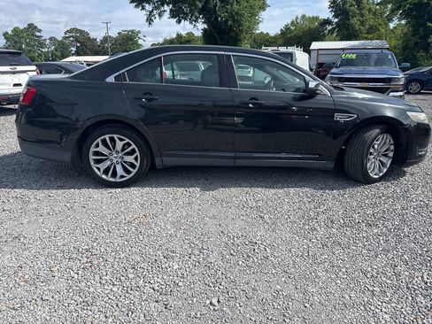 Used 2014 Ford Taurus Limited FWD image 8