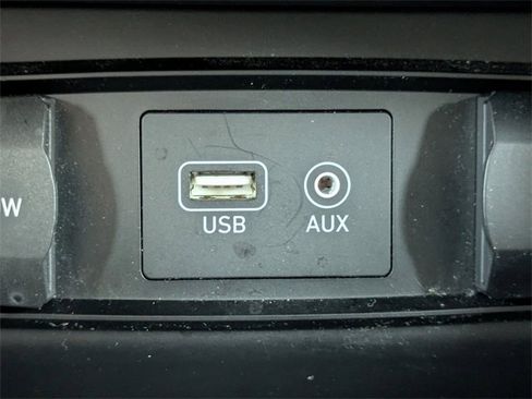 Used 2019 Hyundai Santa Fe Limited image 22