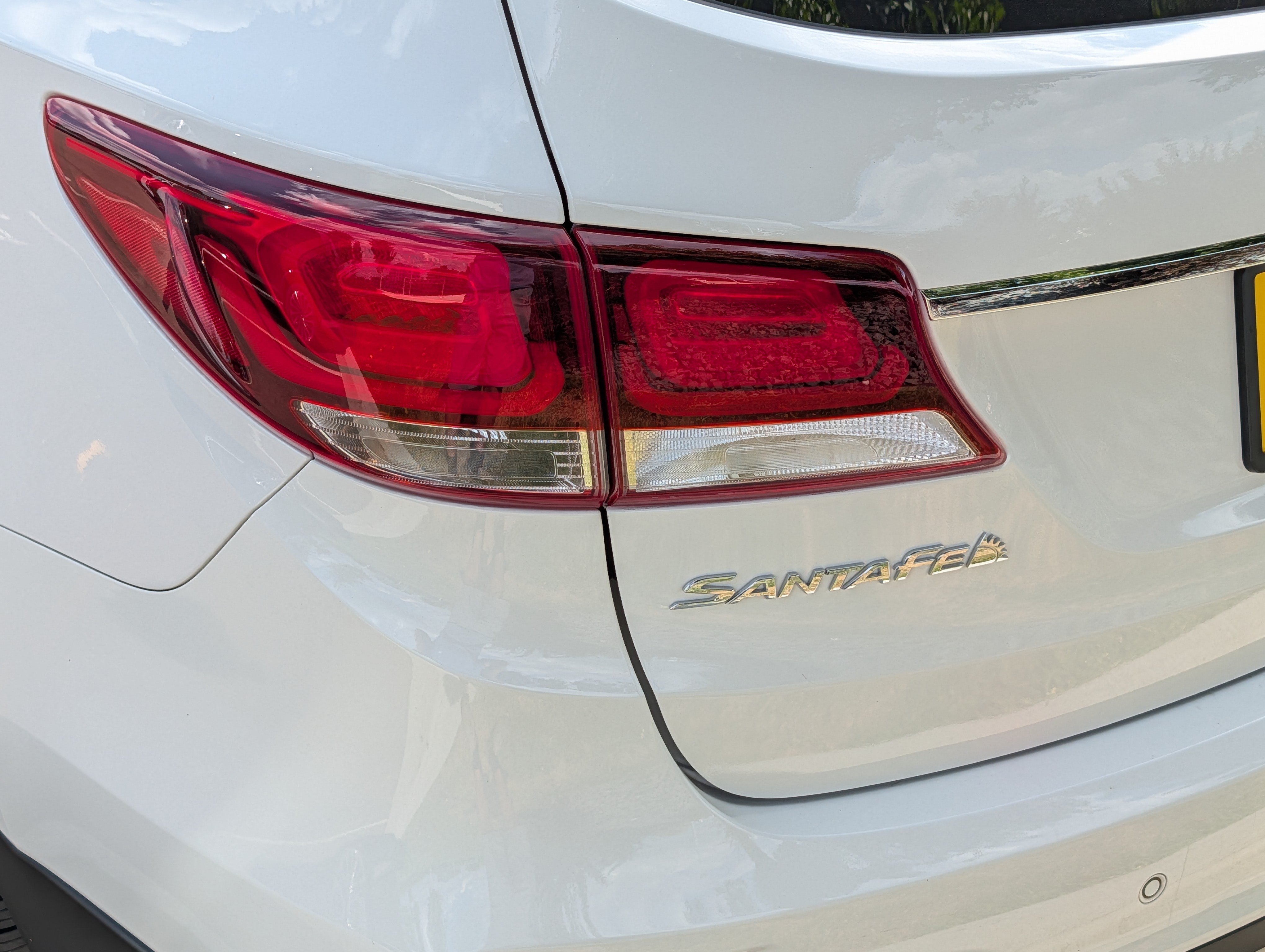 Used 2017 Hyundai Santa Fe Limited AWD/4WD image 17