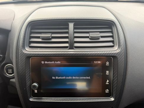 Used 2018 Mitsubishi Outlander Sport SE AWD/4WD image 16