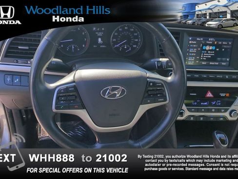 Used 2018 Hyundai Elantra Limited FWD image 10