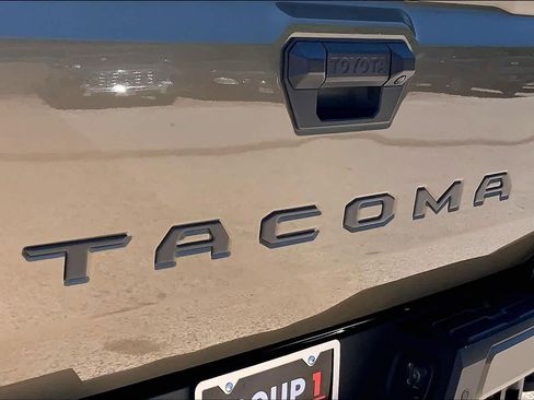 Used 2025 Toyota Tacoma TRD Sport w/ TRD Sport Upgrade Package RWD image 30