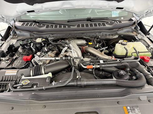 New 2026 Ford F250 Platinum AWD/4WD image 32