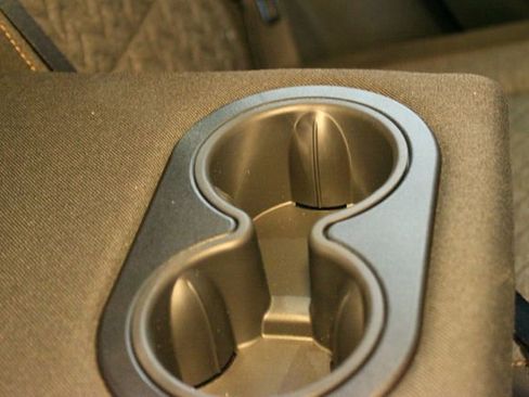 Used 2023 Chevrolet Equinox LT image 15