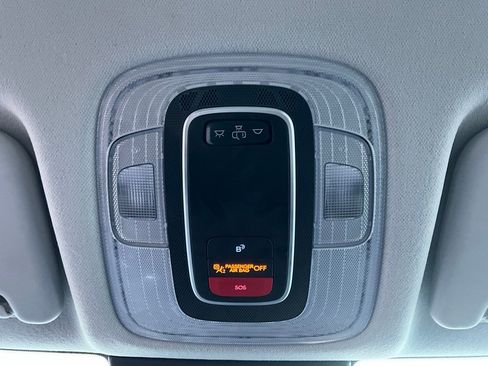 Used 2025 Hyundai Kona SEL image 17