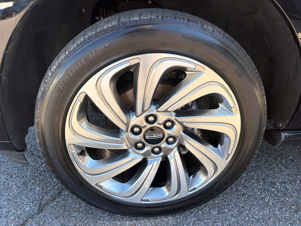 Used 2024 Lincoln Navigator Premiere AWD/4WD image 16