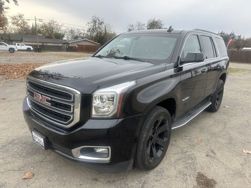 Used 2020 GMC Yukon SLE w/ Convenience Package image 1