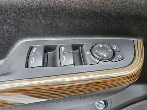 Used 2023 GMC Acadia SLE w/ Driver Convenience Package AWD/4WD image 31