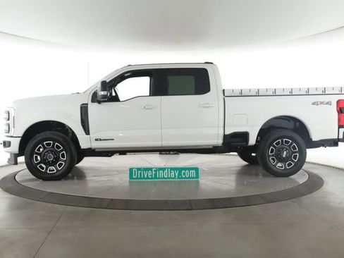 Used 2025 Ford F250 Platinum AWD/4WD image 9