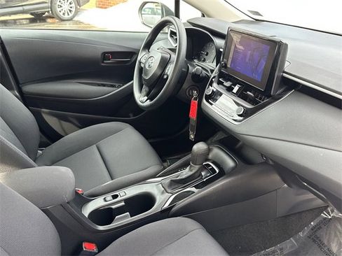 Certified 2025 Toyota Corolla LE image 11