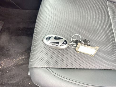 Used 2025 Hyundai Santa Fe SEL image 24