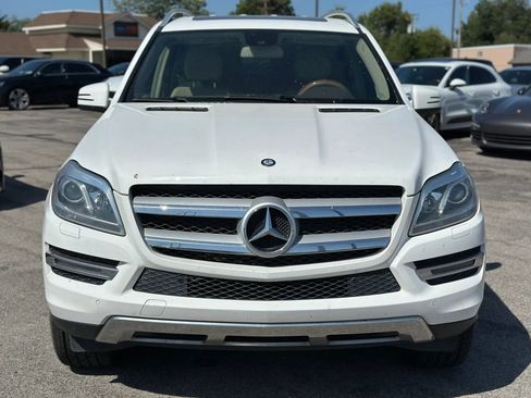 Used 2014 Mercedes-Benz GL 450 4MATIC image 3