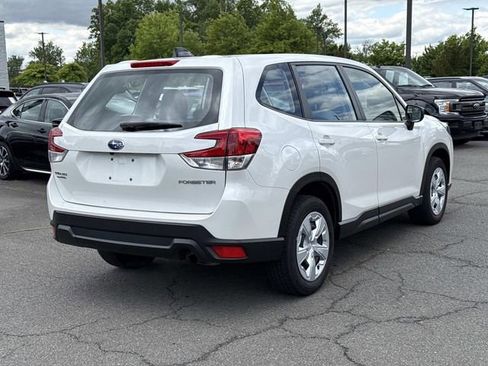Used 2024 Subaru Forester AWD/4WD image 2