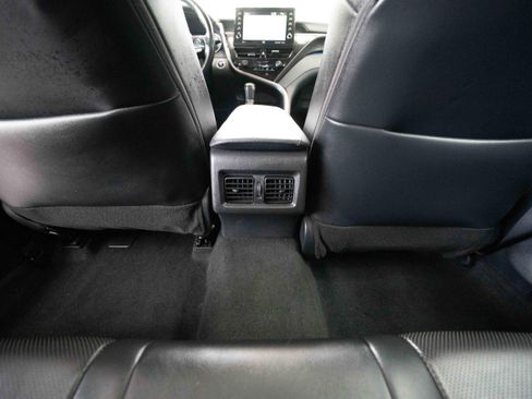 Used 2024 Toyota Camry XSE w/ Navigation Package image 22