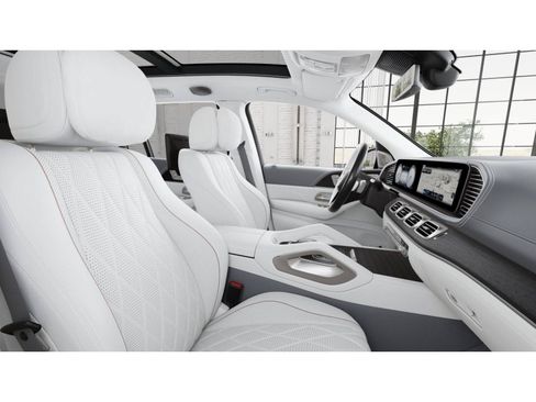 New 2026 Mercedes-Benz Maybach GLS 600 4MATIC image 4
