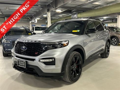 Used 2023 Ford Explorer ST w/ Equipment Group 401A image 5