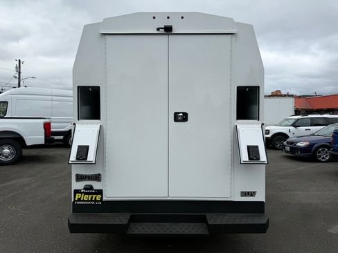 New 2024 Ford Transit 350 Transit-KUV w/ Interior Upgrade Package image 4