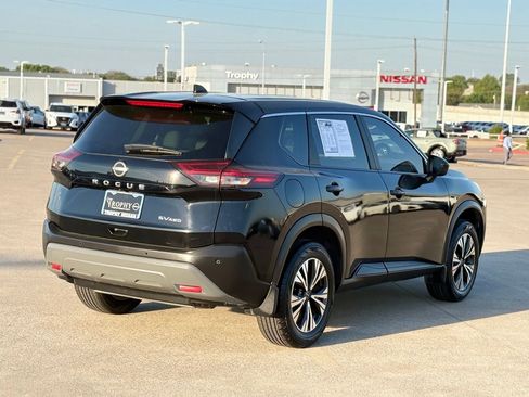 Certified 2023 Nissan Rogue SV image 7