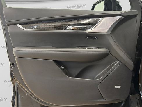 Used 2023 Cadillac XT6 Sport AWD/4WD image 13