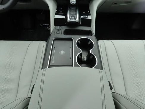 Used 2026 Acura MDX w/ Technology Package FWD image 16