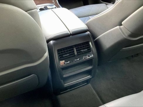 Used 2024 BMW X5 xDrive50e w/ M Sport Package AWD/4WD image 10
