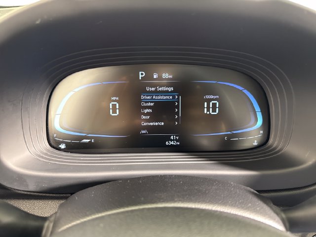 Used 2024 Hyundai Venue SEL FWD image 30