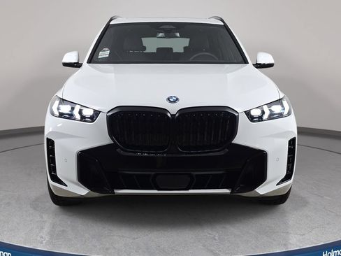 New 2026 BMW X5 xDrive50e w/ M Sport Package AWD/4WD image 2