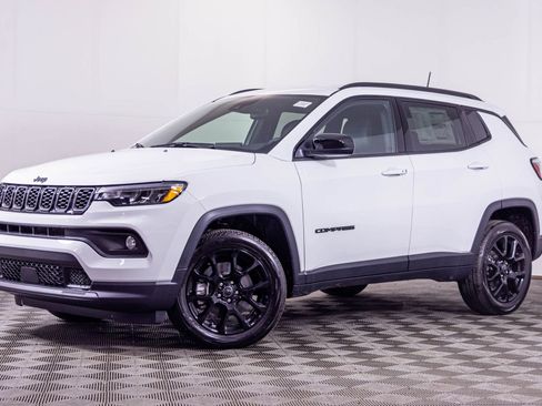 New 2026 Jeep Compass Latitude image 2