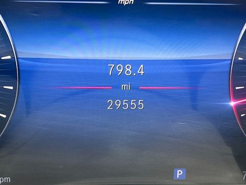 Used 2022 Mercedes-Benz S 580 4MATIC Sedan w/ Rear Seat Package image 8