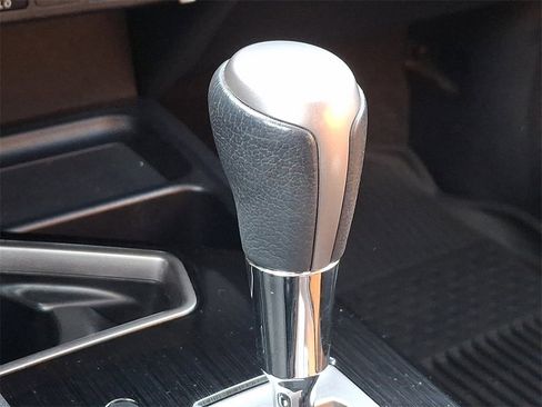 Certified 2017 Toyota RAV4 Limited image 15