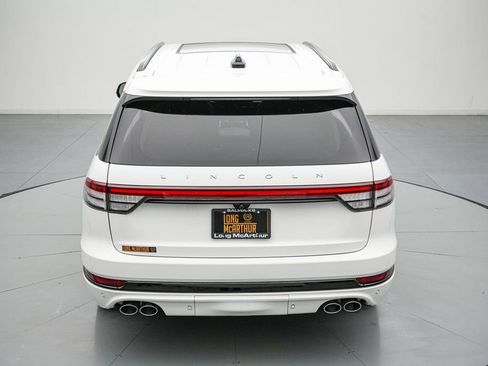 Used 2025 Lincoln Aviator Reserve w/ Jet Appearance Package image 5