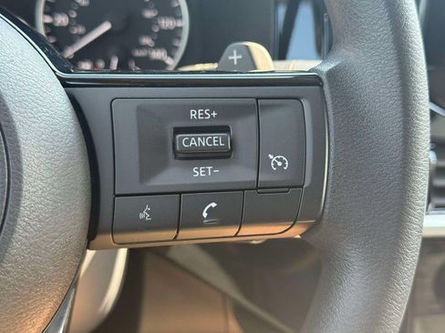 Used 2022 Nissan Pathfinder S AWD/4WD image 20