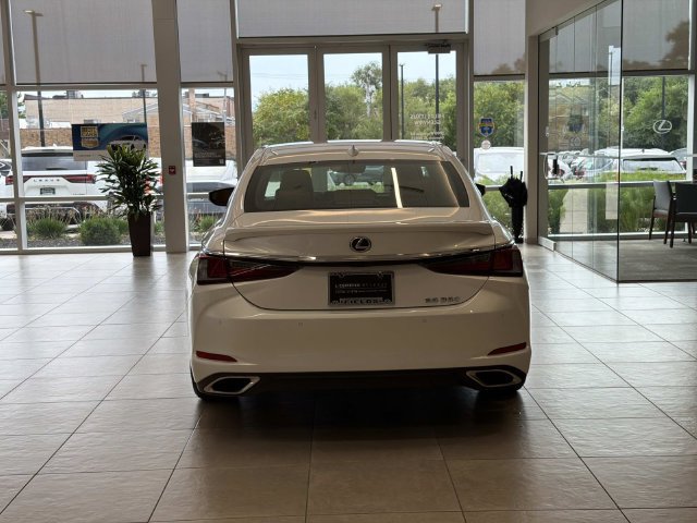 Certified 2024 Lexus ES 350 w/ Premium Package FWD image 5