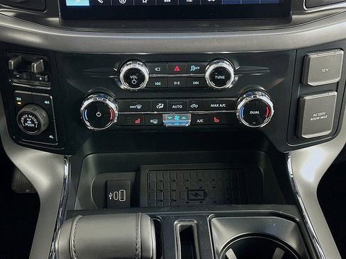 New 2026 Ford F150 XLT w/ Equipment Group 302A MID AWD/4WD image 19