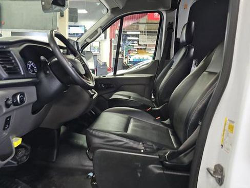 Used 2024 Ford Transit 250 148 Medium Roof Extended AWD w/ Load Area Protection Package image 5