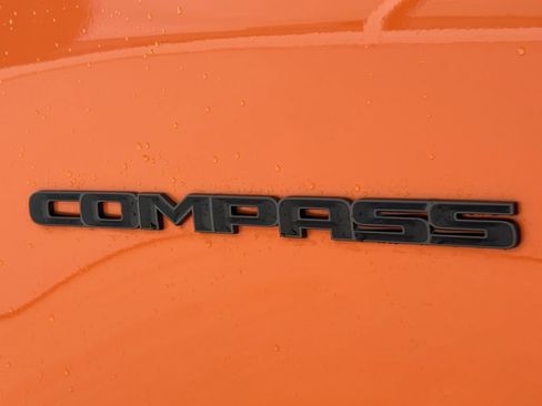 New 2026 Jeep Compass Latitude image 8