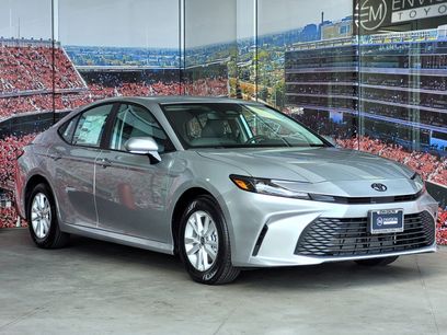 New 2025 Toyota Camry LE