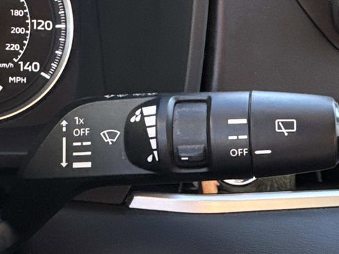 Used 2022 Mitsubishi Outlander ES image 28