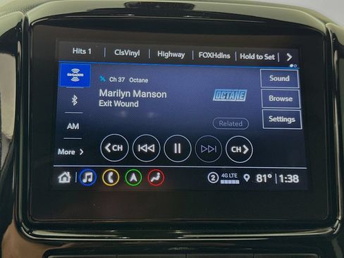 Used 2023 Chevrolet Traverse High Country w/ LPO, Floor Liner Package FWD image 18