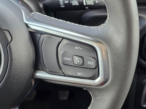 Used 2023 Jeep Wrangler Unlimited Rubicon w/ Safety Group AWD/4WD image 41