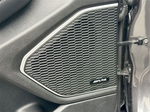 Used 2022 Jeep Grand Cherokee L Limited w/ Luxury Tech Group II image 18