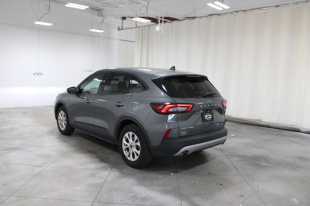 Used 2025 Ford Escape Active FWD image 7