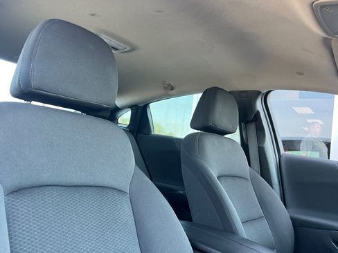 Used 2022 Chevrolet Malibu LT image 16