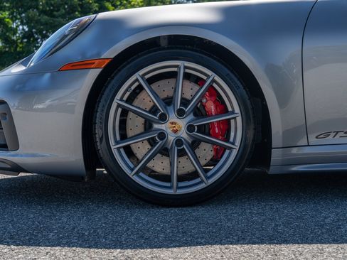Certified 2024 Porsche 911 Carrera GTS RWD image 11