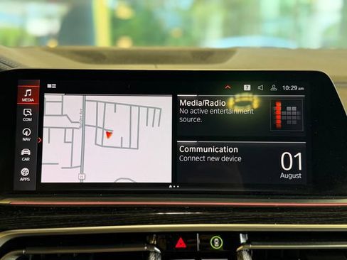 Used 2021 BMW X7 M50i AWD/4WD image 29