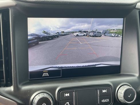 Used 2023 GMC Terrain AT4 AWD/4WD image 33